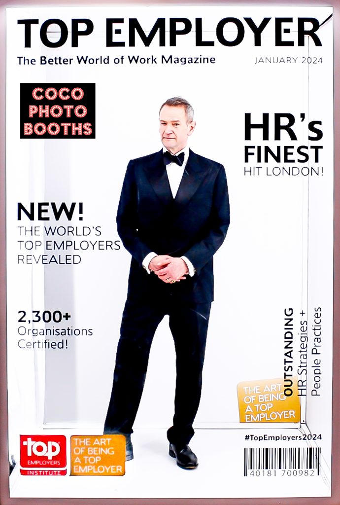 magazine photo booth qr code sharing